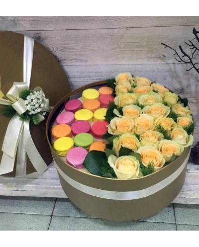 Roses and Macarons