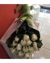 15 White Roses