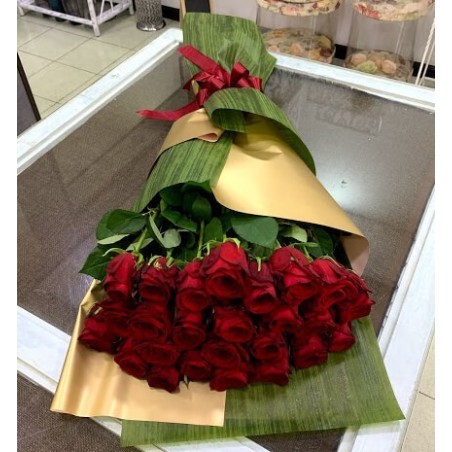 25 Red Roses 