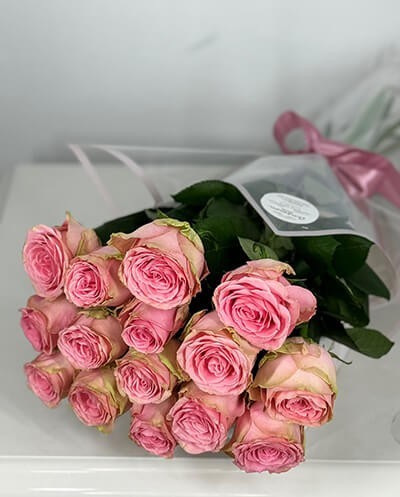 15 Pink Roses
