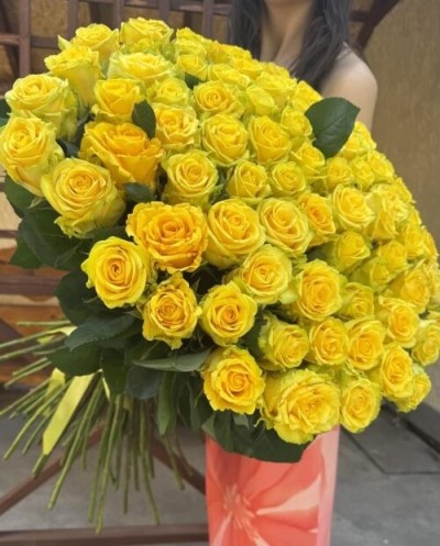 101 Yellow Roses